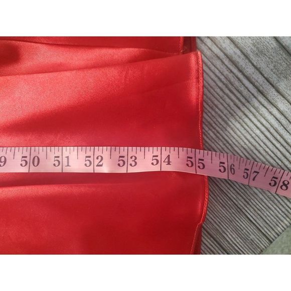 Le Gala Tony Bowls Womens Red Embellished Gown Size 8 - Picture 6 of 12